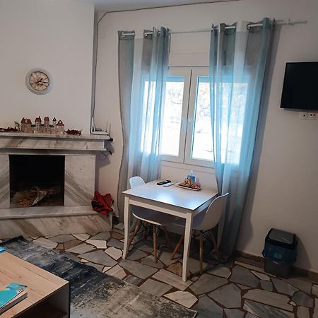 Studio Με Όλες Τις Ανέσεις Vétrina Exterior foto